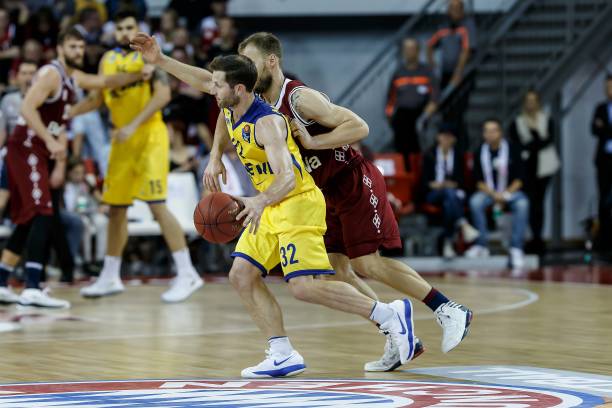 的传奇写下 的传奇写下