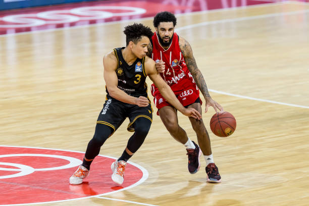 连亚洲三流 连亚洲三流