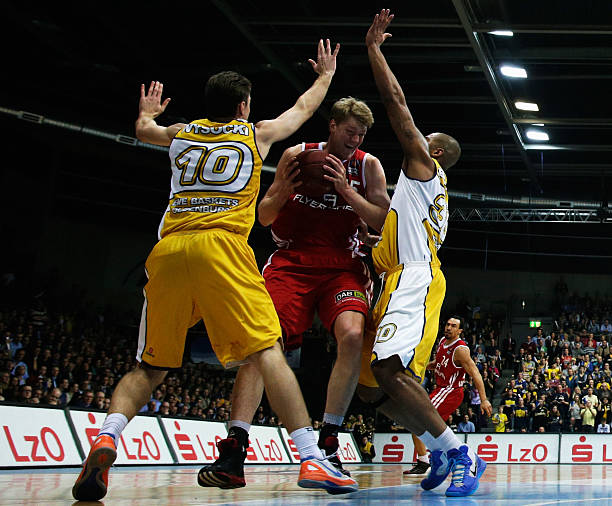 成了不小压 成了不小压